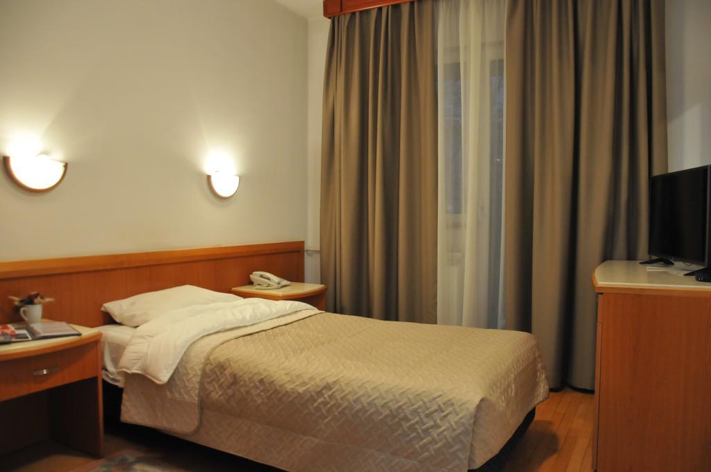 Hotel Terex Naselje Starosjedilaca Экстерьер фото